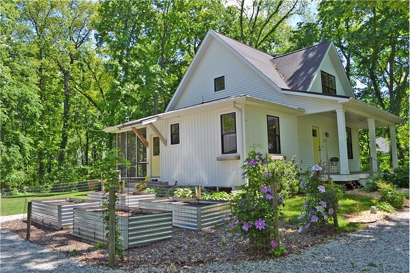 
                            Property Image 7