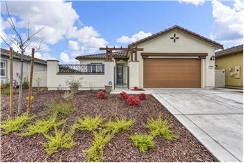 Primary listing photos for listing ID 531990