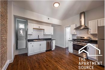 2842 W Augusta Ave 2, Chicago, IL