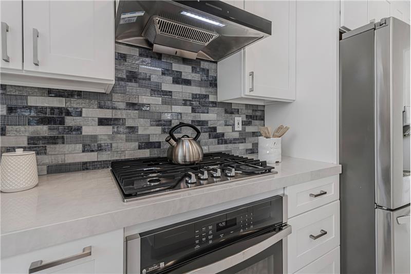 5 Burner Gas Range!