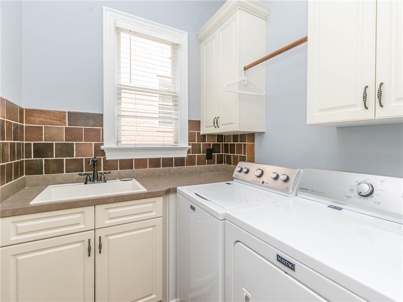 Laundry with Utility Sink