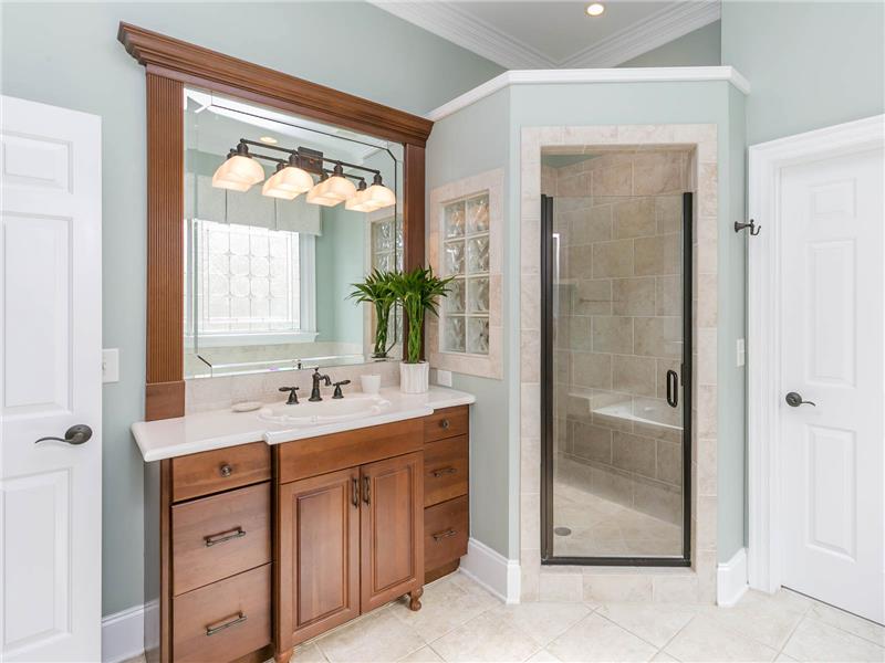 Owners Suite Bath