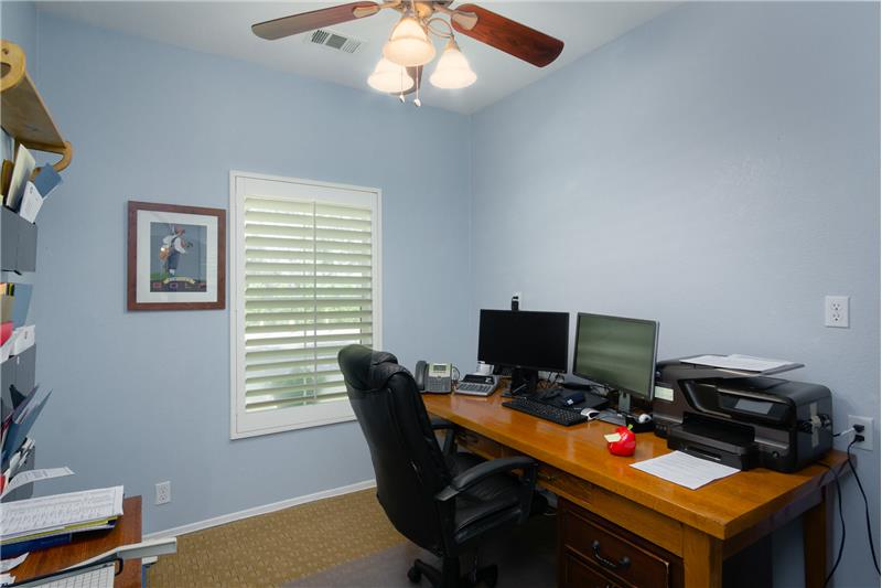 Bonus room - office? Library? Home Gym?