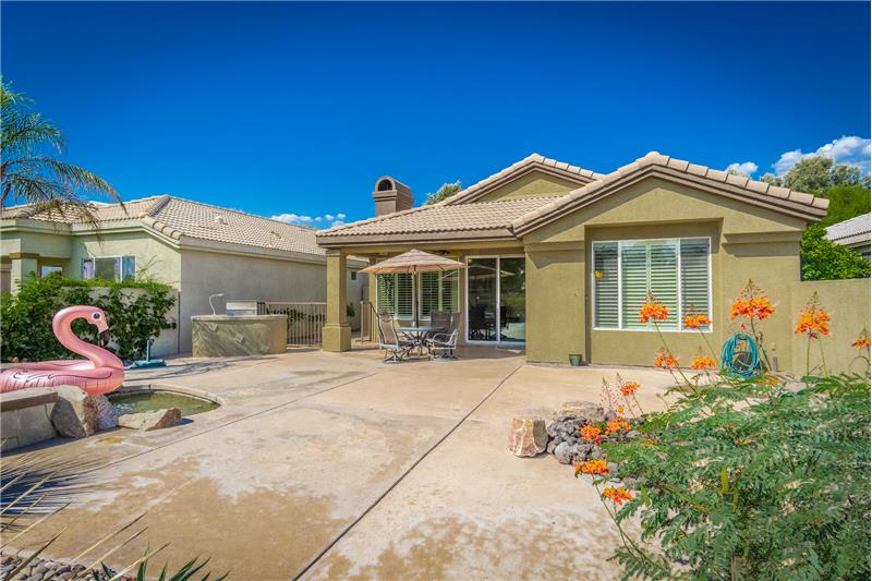 BBQ Island Spa Water feature