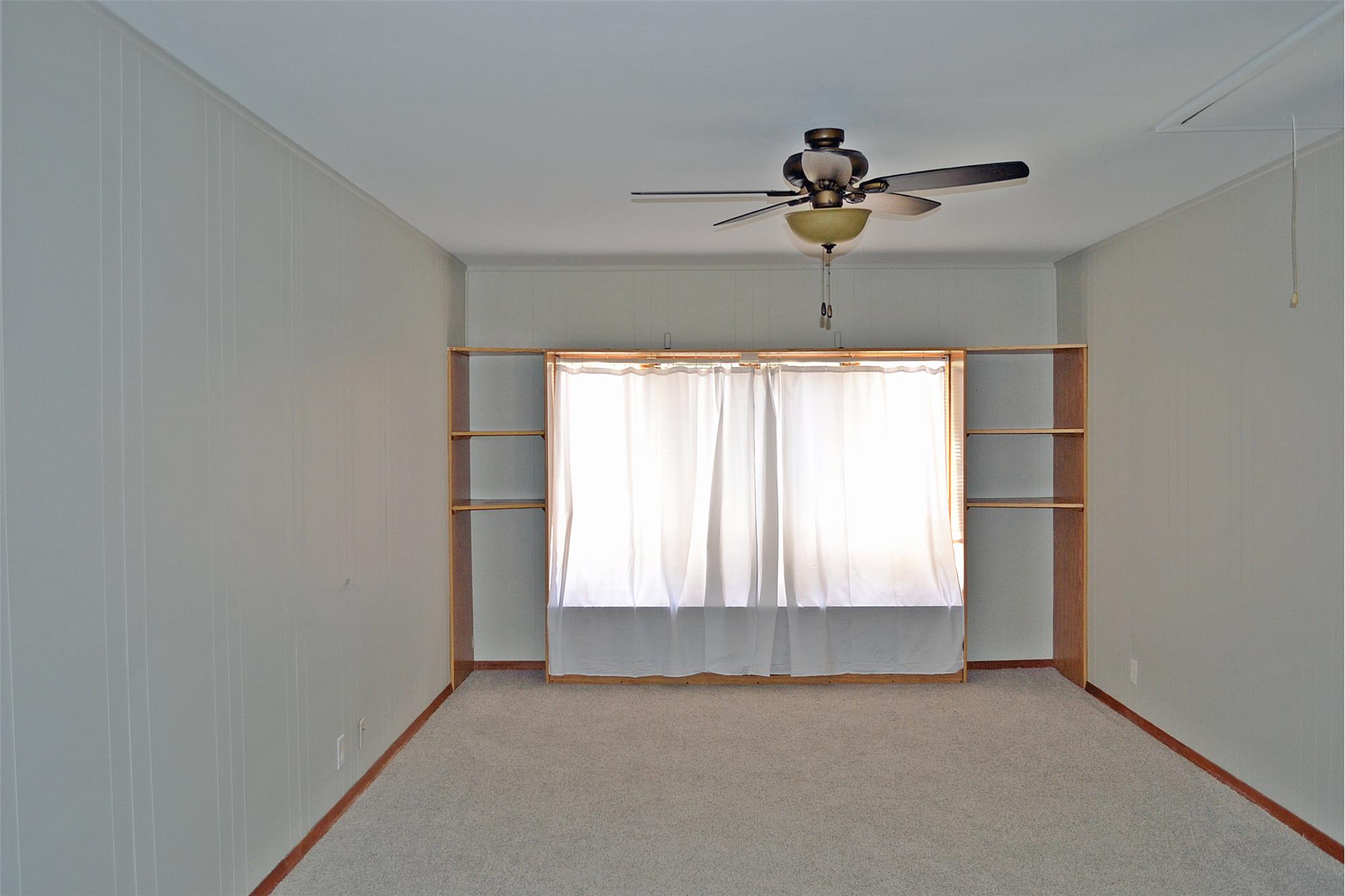 https://realbird.blob.core.windows.net/rb-photos/2956-w-75th-lane-merrillville-in-46410_A9E3C7A1_640886_638837133075081631_80x60.jpg