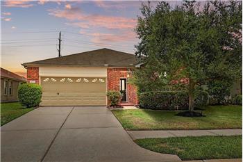 Primary listing photos for listing ID 609610