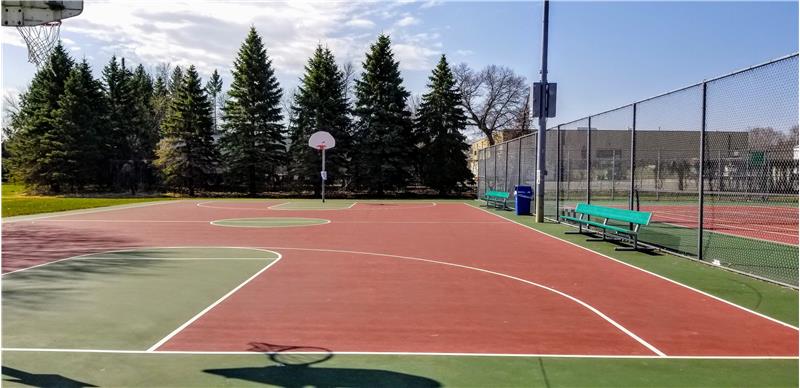 Pioneer Park Basketball Court