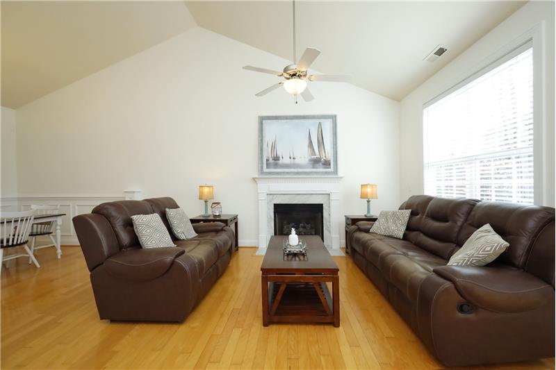 Vaulted Ceiling In Living Room