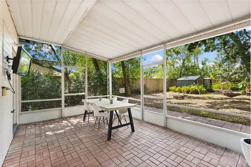 Screened Florida Room