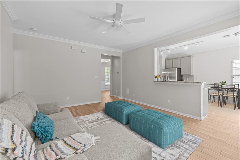 Open sight lines from living room to kitchen/breakfast area