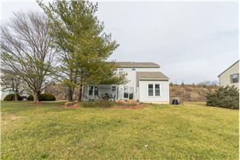Primary listing photos for listing ID 561090