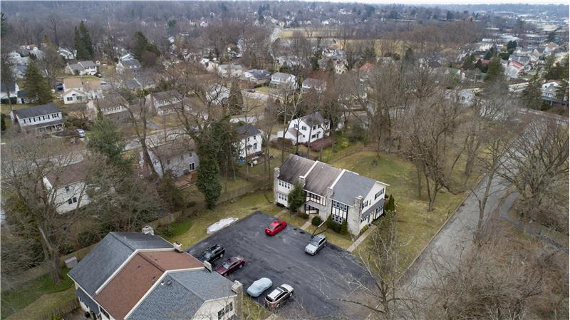 303 Liberty Lane Aerial View of Community