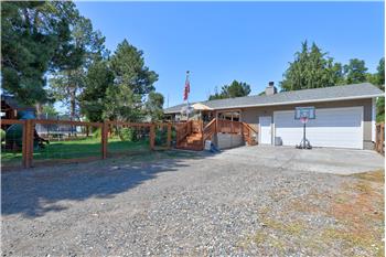 303 NW Third St, Grass Valley, OR