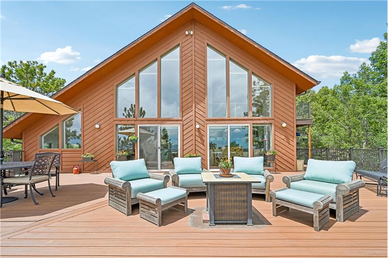 Huge main-level deck with mountain views