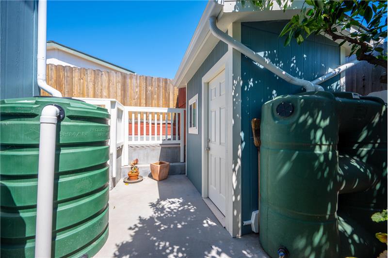 Rainwater collection water tanks for irrigation