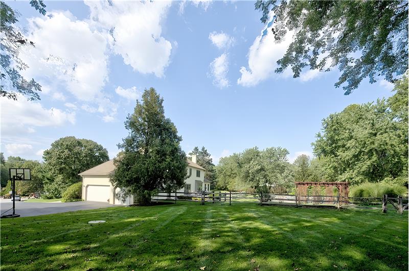 308 Auburn Drive Exterior
