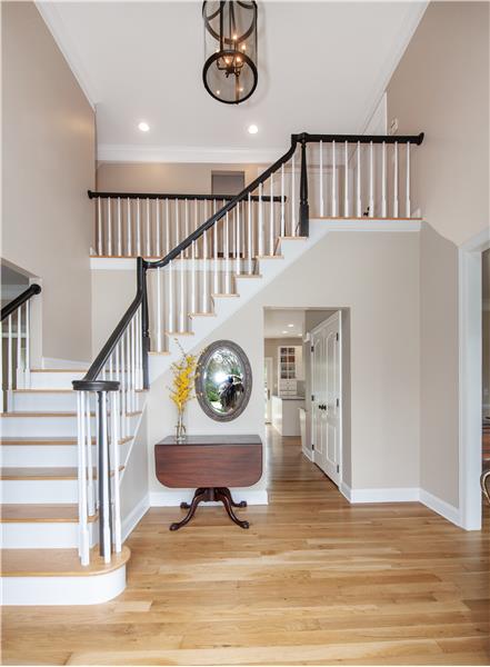 308 Auburn Drive Entry Foyer