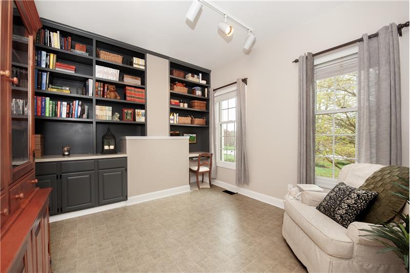 308 Auburn Drive Library
