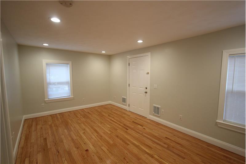 Studio - LR/Bedroom