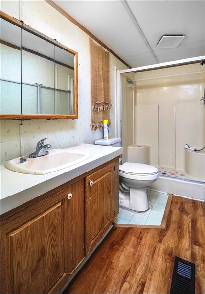 GUEST BATH