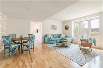 Primary listing photos for listing ID 591127