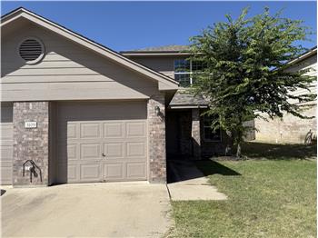 Primary listing photos for listing ID 545888