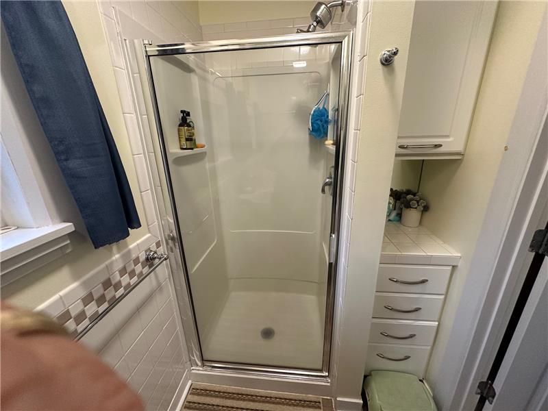 Bathroom upper level - Shower only