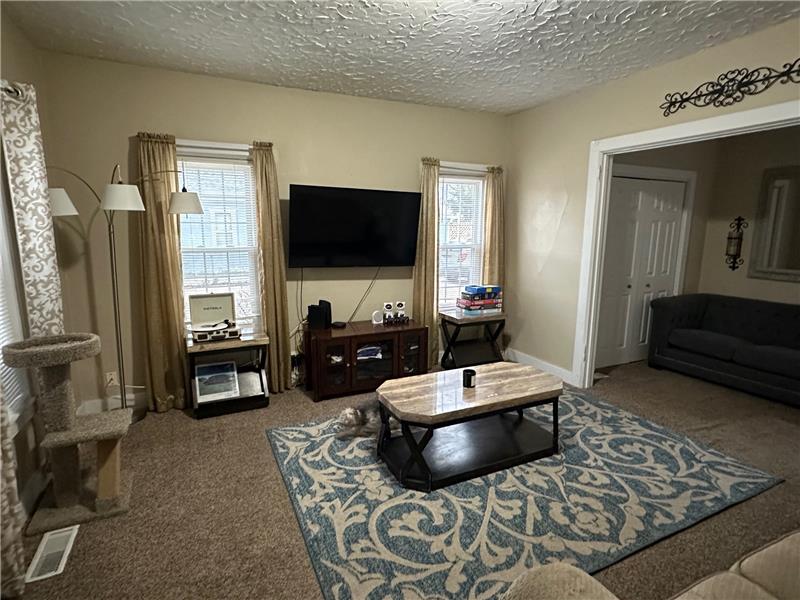 Living Room lower unit