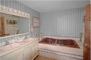 Bathtub