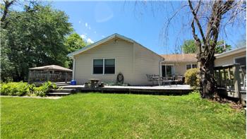 Another view of the deck