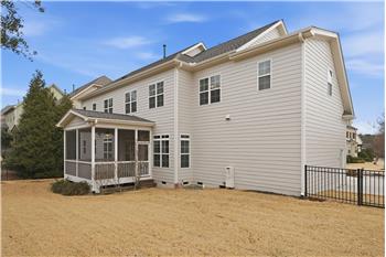 Backyard/Screened Porch/Fenced