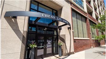 Primary listing photos for listing ID 587684