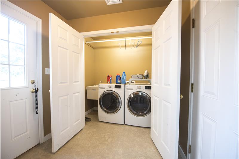320 Sidley Road Laundry Room