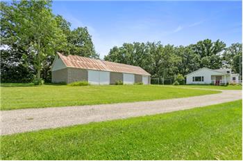 322 Central Ave N, Eagle Bend, MN