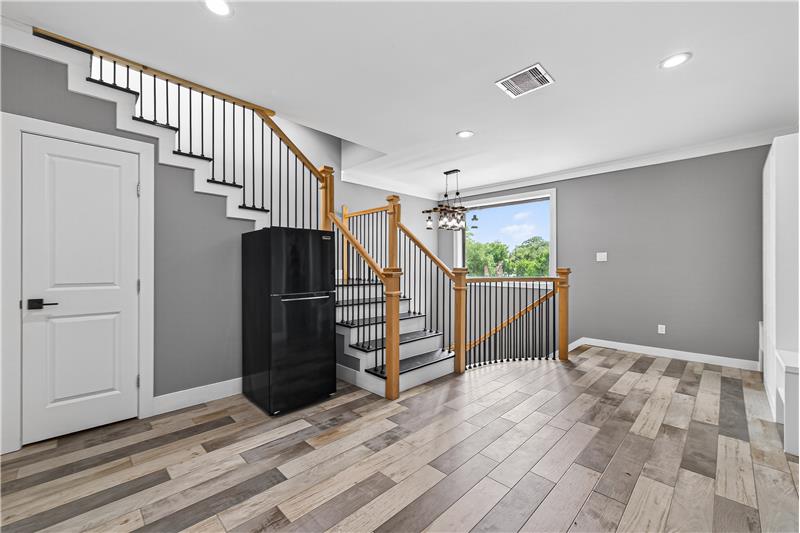 
                            Property Image 72