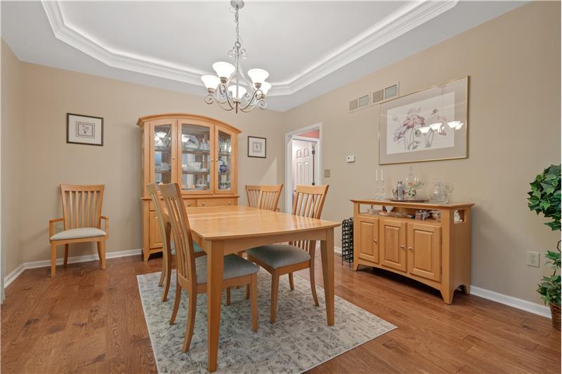 Formal Dining Room 