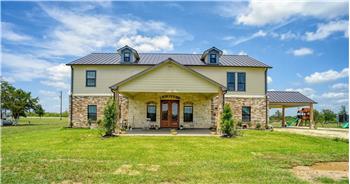 626 Sparta Field RD, Waelder, TX