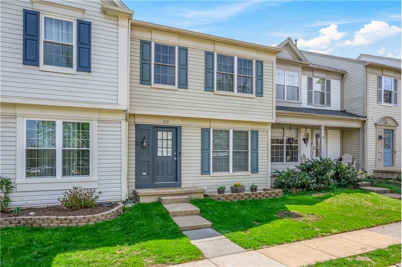 329 Stable View Terrace, NE