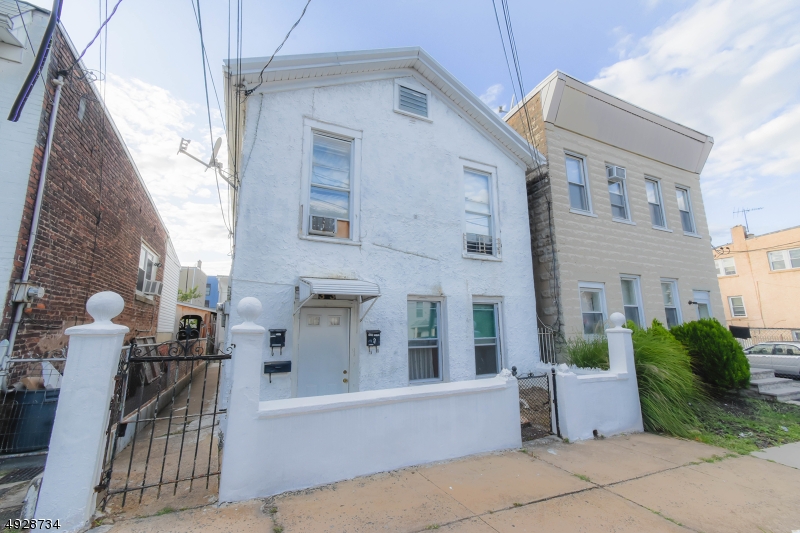 33 Watchung Ave