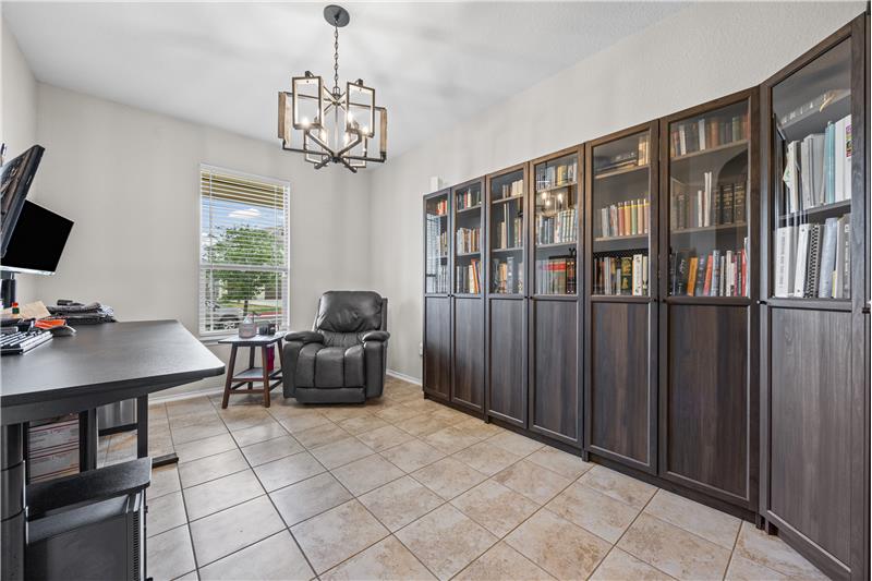 Multi use space/Office/Formal Dining