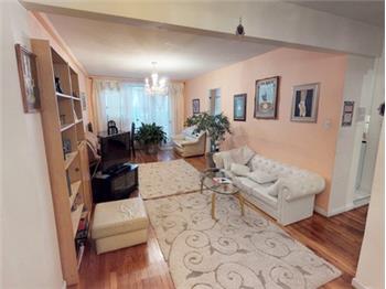 Primary listing photos for listing ID 544411