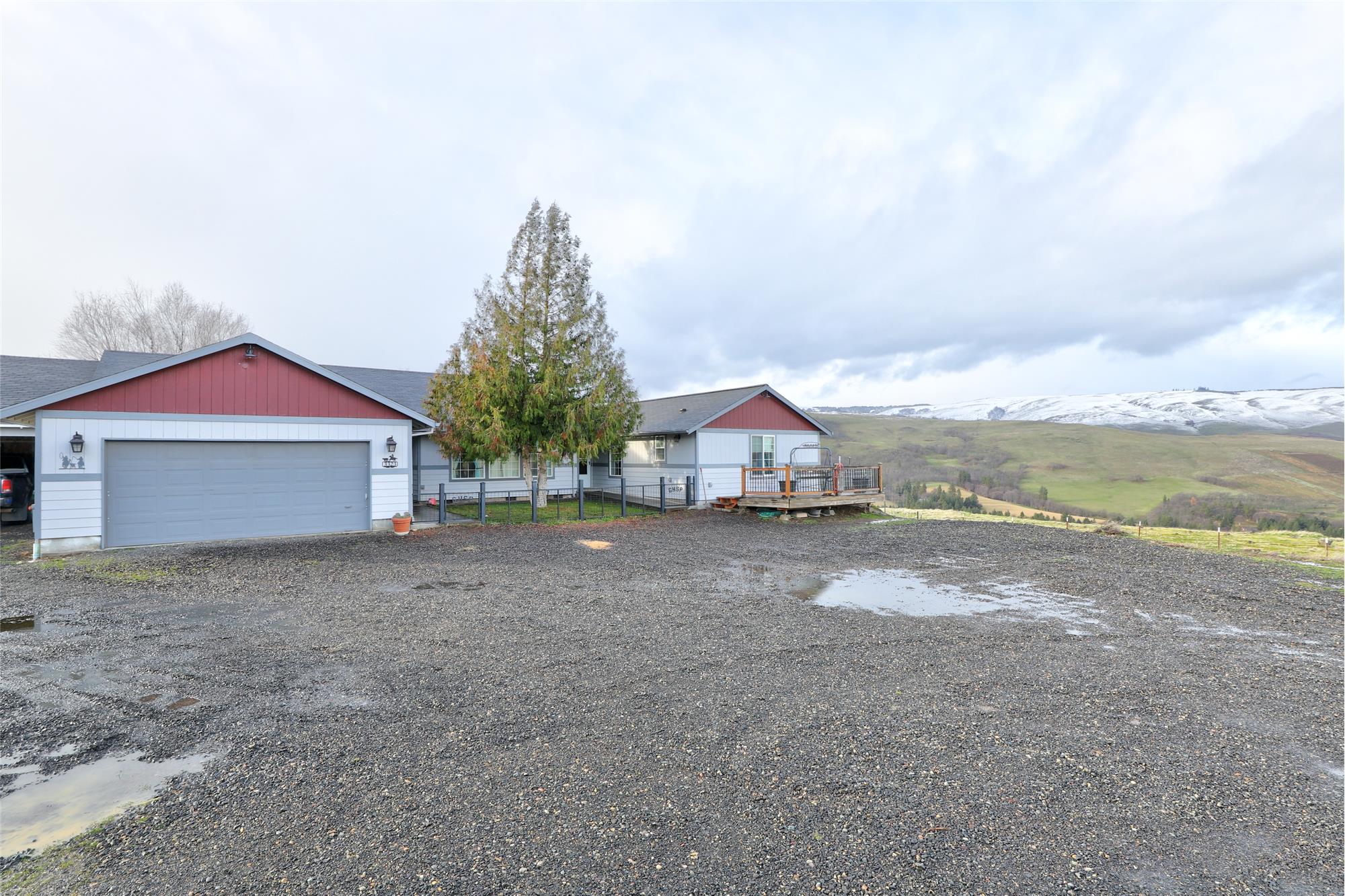 3323 Sandlin Rd, The Dalles, OR 97058 MLS 24632111 By Mary Beth Richman