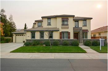 Primary listing photos for listing ID 526888