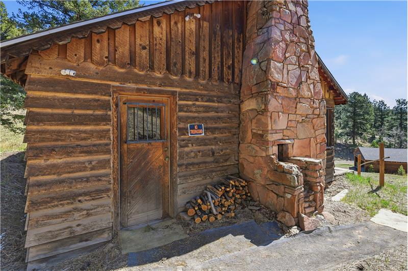 
                            Property Image 25