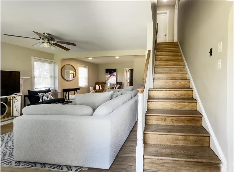 3431 Tyson - Entry
