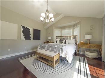 3431 Tyson - Primary bedroom