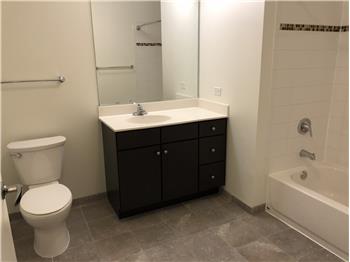 Primary listing photos for listing ID 556157