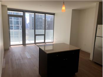 Primary listing photos for listing ID 557977