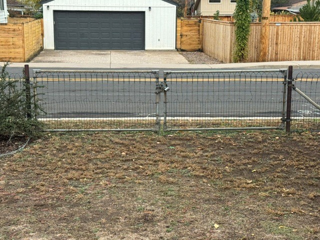 Gate on 35th Avenue