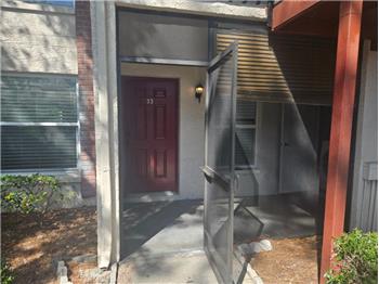 3455 Countryside Blvd 33, Clearwater, FL